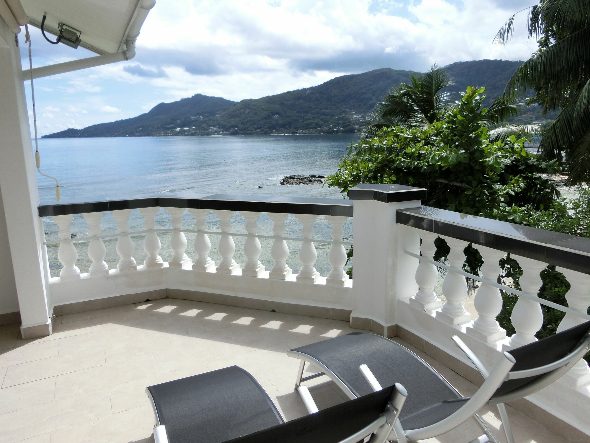 The Drake Seaside Apartment Beau Vallon  Eksteriør bilde